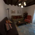 Mujika Etxea * Манурга