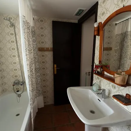 Mujika Etxea * Manurga