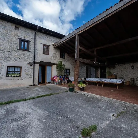Mujika Etxea Holiday home *