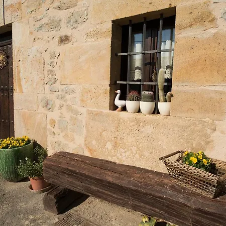 Mujika Etxea Tatil Evi Manurga