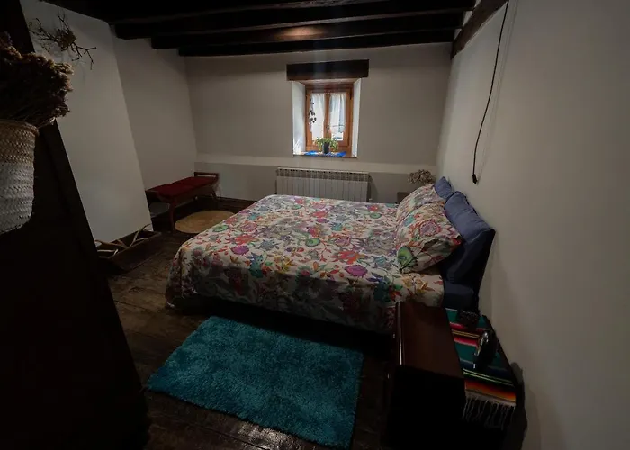 Mujika Etxea * Manurga